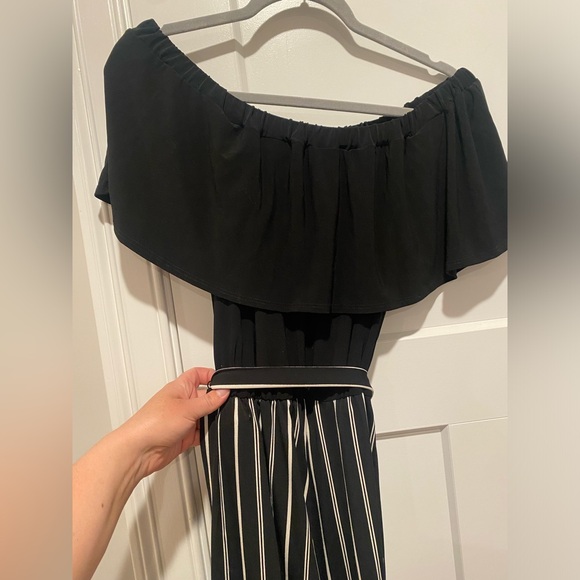 Bebe off-shoulder black & white jumpsuit - stylish, fits perfectly, comfortable! - Picture 4 of 6